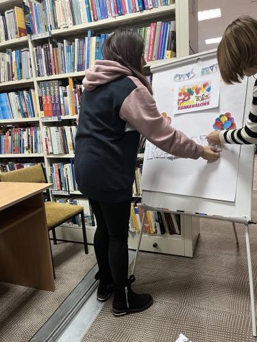 Wychowankowie SOSW podczas zabawy literackiej