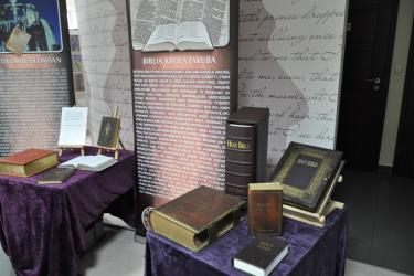 „Historia Biblii : księga, która przetrwała wieki