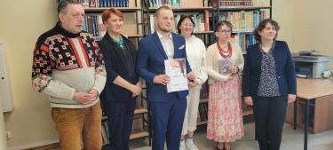 Wręczenie nagród laureatom powiatowego konkursu poetyckiego „IV Turniej jednego wiersza im. Anny Kajtochowej”